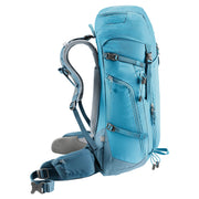Trail Pro 34 SL Deuter en color Lagoon / Atlantic