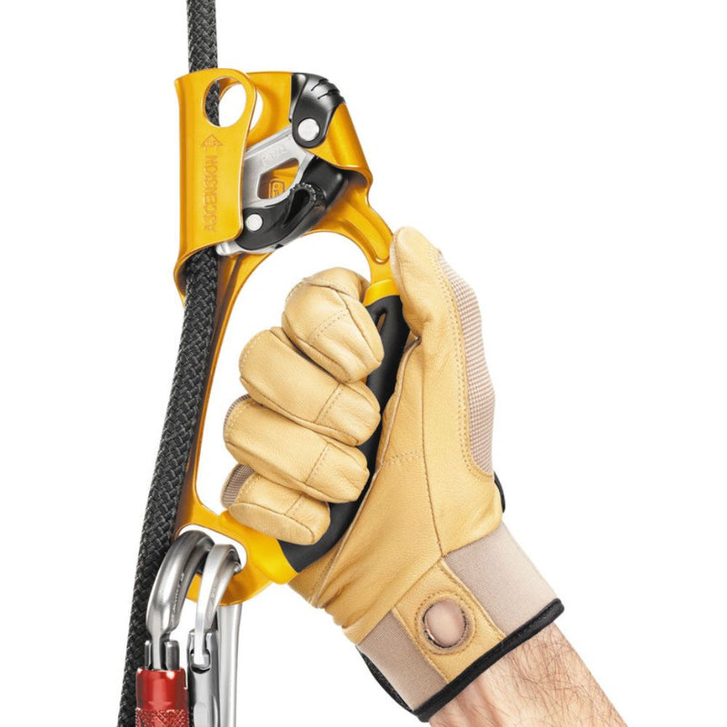 Ascensor Derecho PetzL B17A