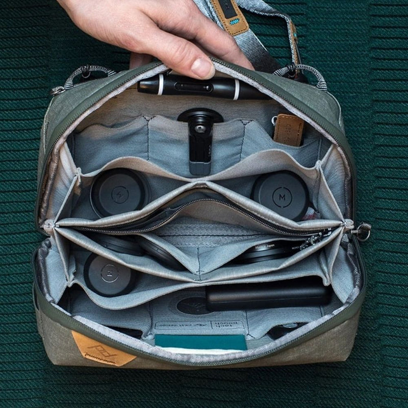 Organizador de viaje Tech Pouch Peak Design Charcoal