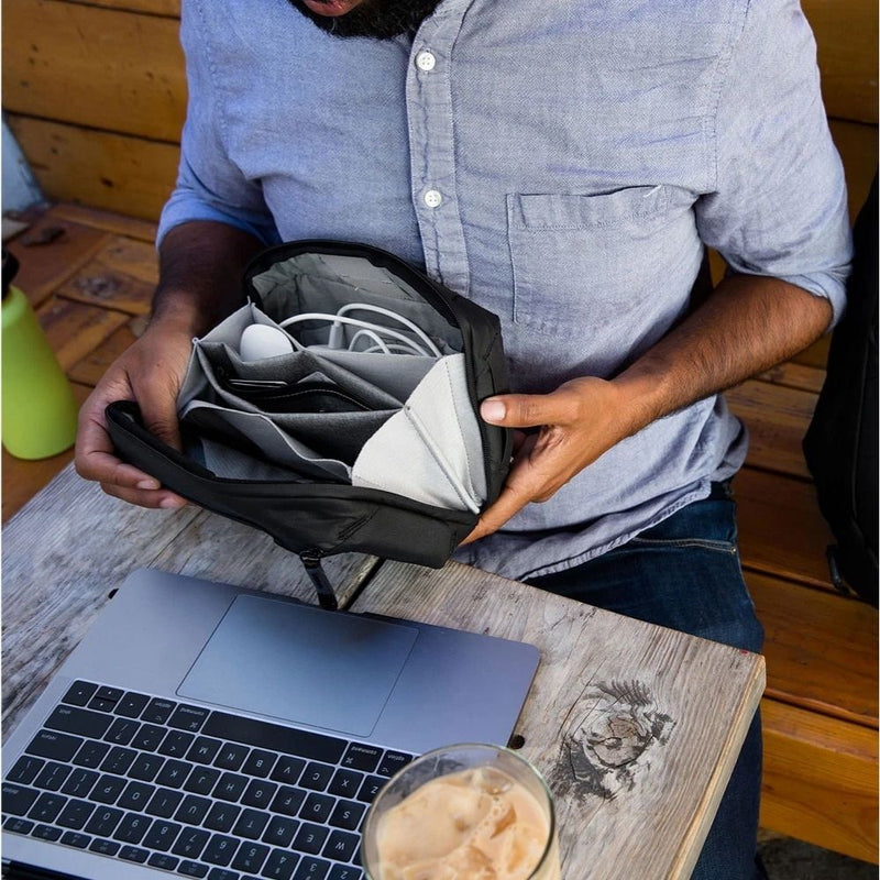 Organizador de viaje Tech Pouch Peak Design Charcoal